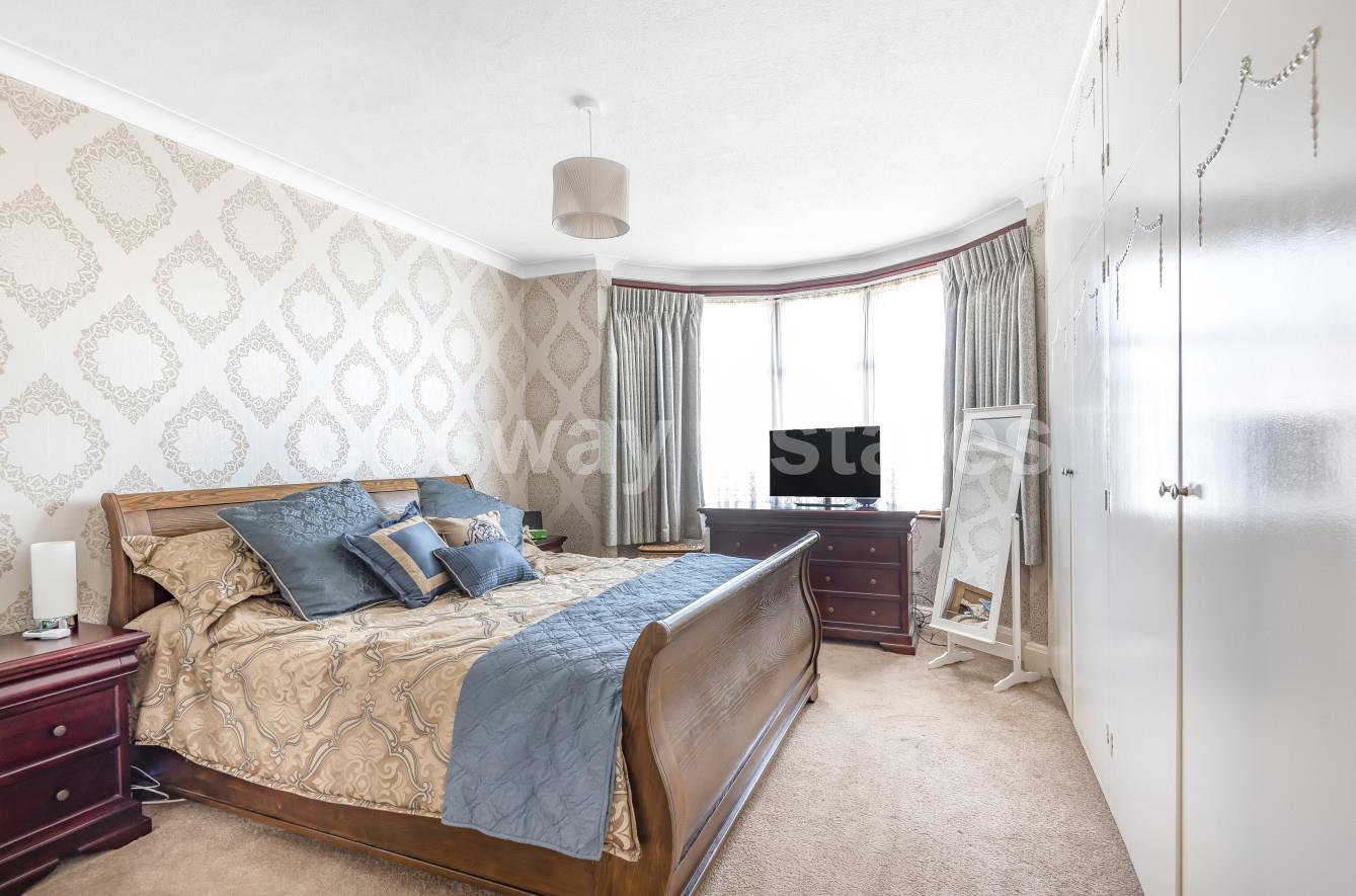 Fairfield Avenue, Edgware